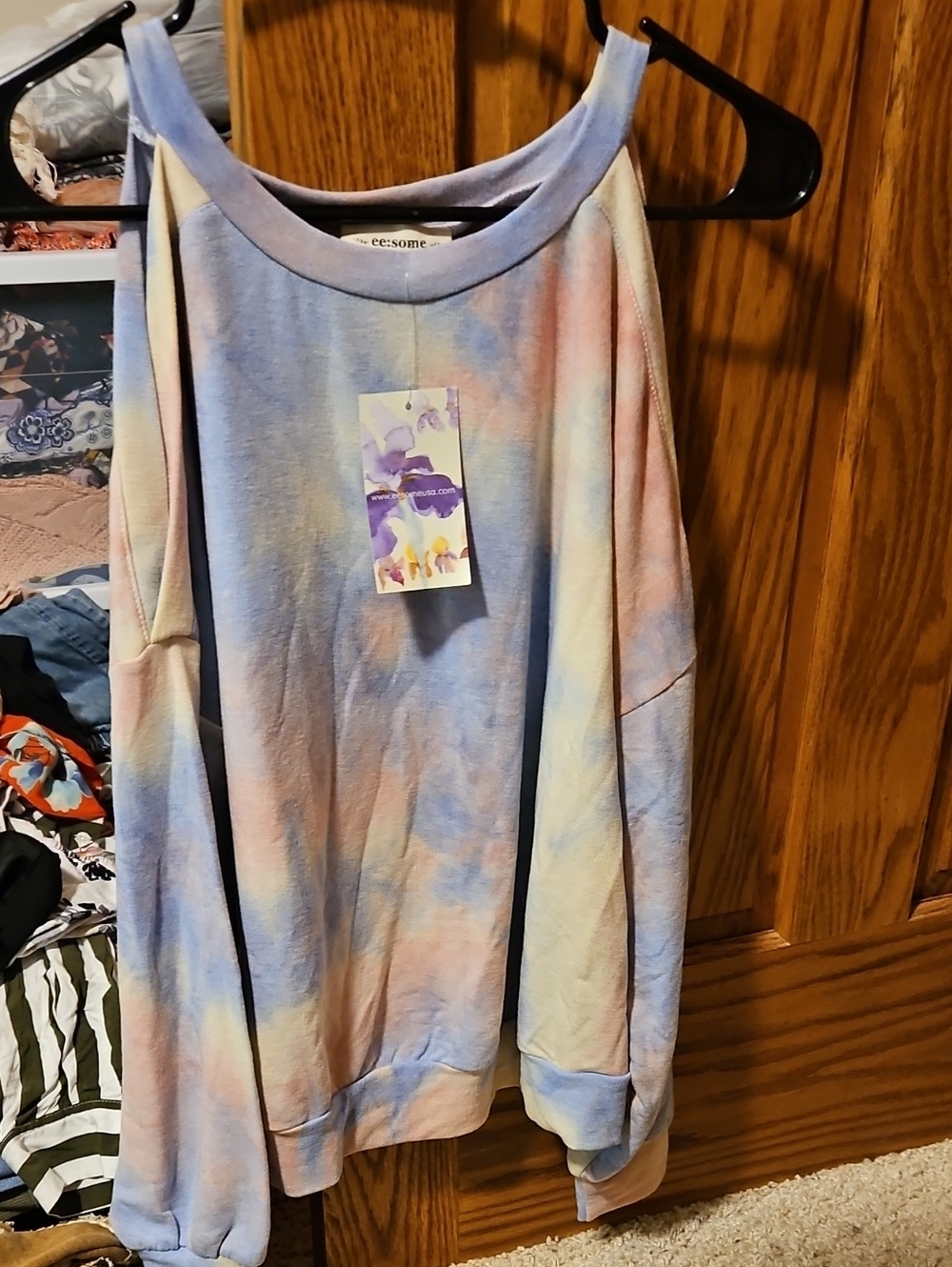 eesome Pastel Tie-Dye Cold Shoulder Sweatshirt in Blue and Pink